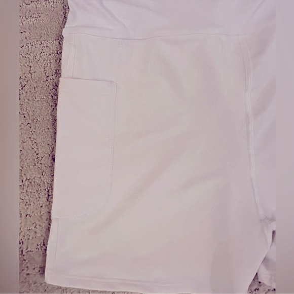 Dona Jo Brand Flirty Skirt / Skort (White) 14.5" Size 2(Large) pickleball tennis - Picture 7 of 13